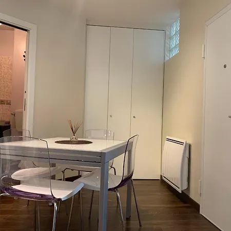 Un Nido A Apartment *